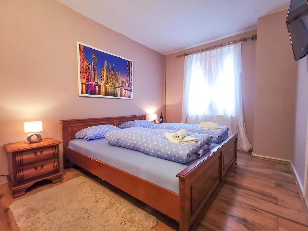 Gračac Villa Dijana فندق مبيت وإفطار