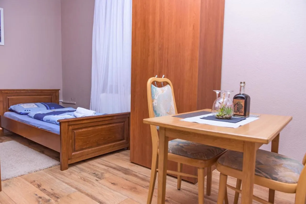 Gračac Villa Dijana فندق مبيت وإفطار